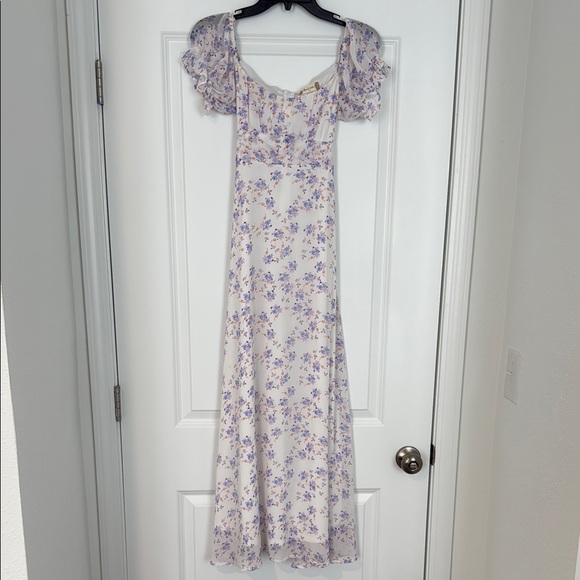 Altar'd State Dresses & Skirts - Altar’d State white floral dress